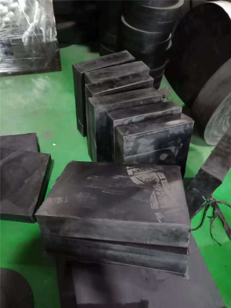 1622689029359792.jpg 94223395903732901.jpg